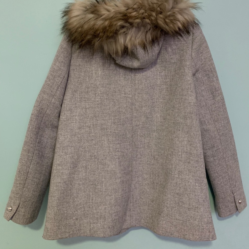 COAT - Picture 2 of 9